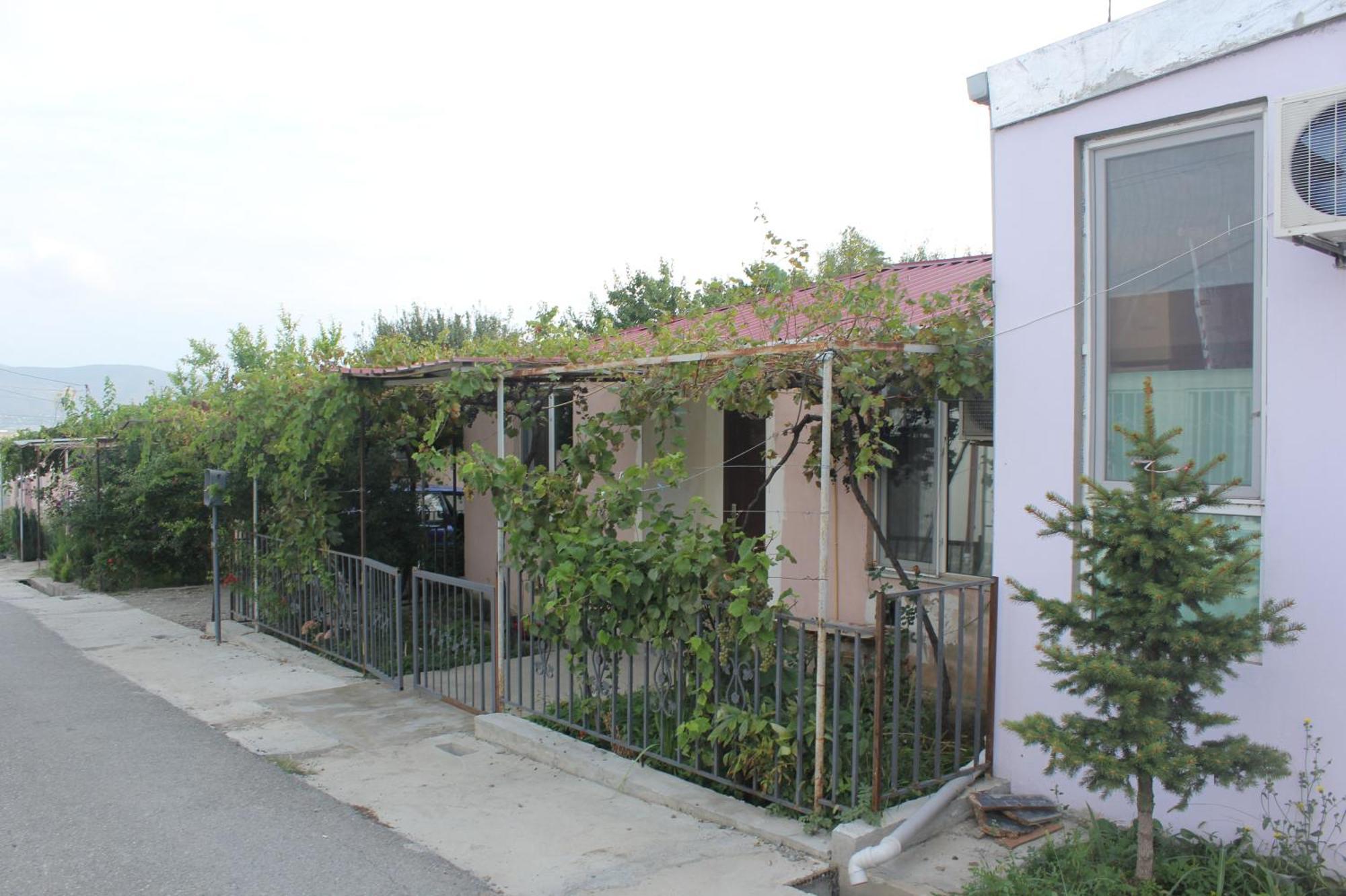 Nunuka House Apartment Tserovani Bagian luar foto